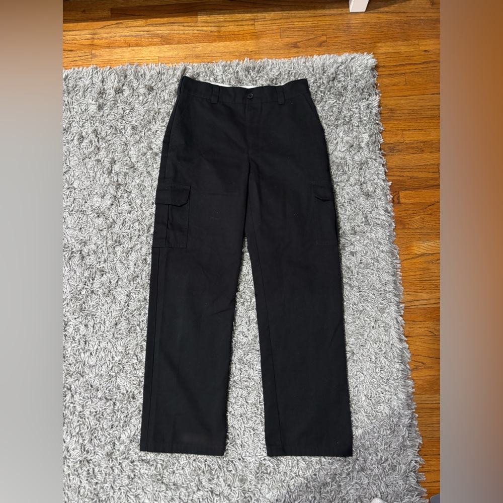 Garage cargo pant
Size: M Color: Black